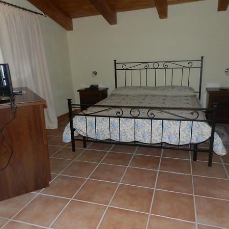 Villa Rosamaria San Chirico Raparo Szoba fotó