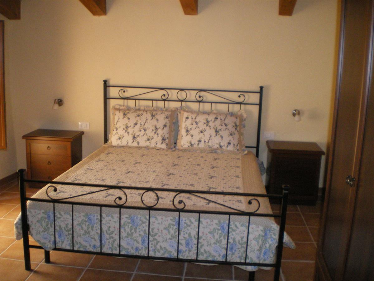 Villa Rosamaria San Chirico Raparo Szoba fotó